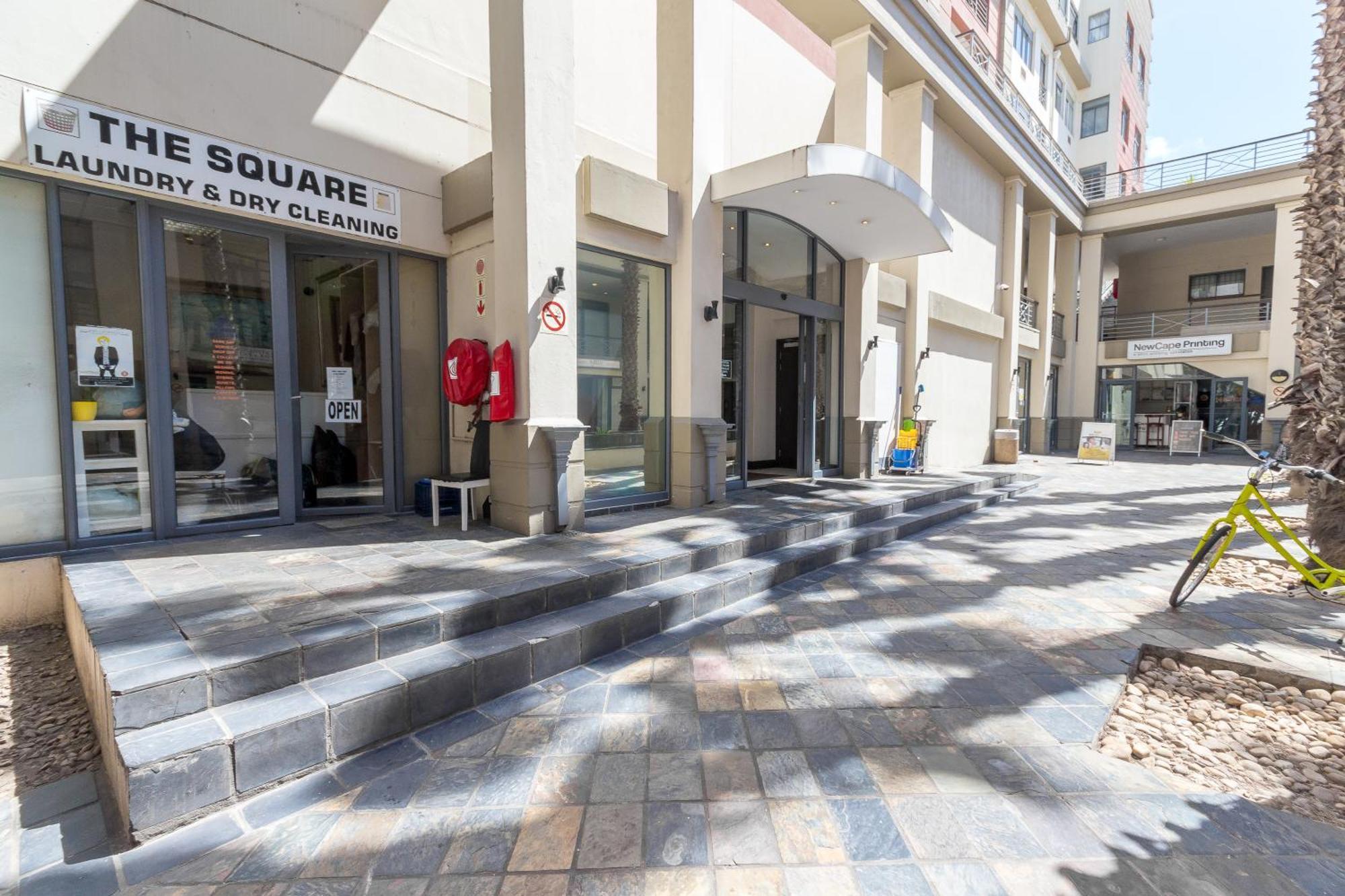 Ferienwohnung The Square 135- Studio With Free Parking, Pool & Gym Access Kapstadt Exterior foto