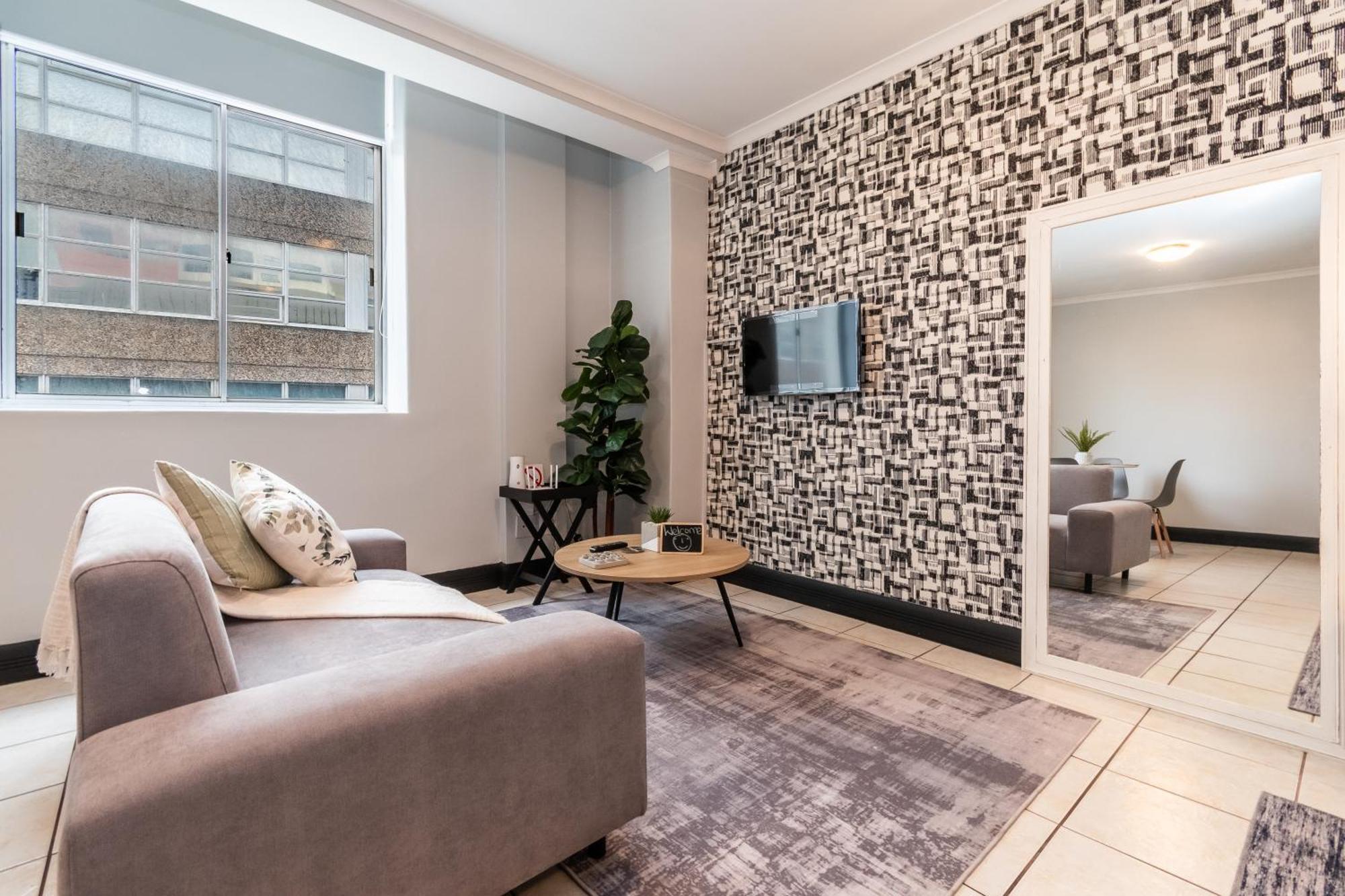 Ferienwohnung The Square 135- Studio With Free Parking, Pool & Gym Access Kapstadt Exterior foto