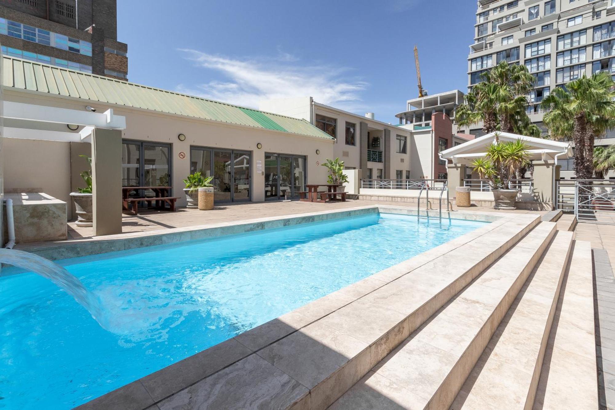 Ferienwohnung The Square 135- Studio With Free Parking, Pool & Gym Access Kapstadt Exterior foto